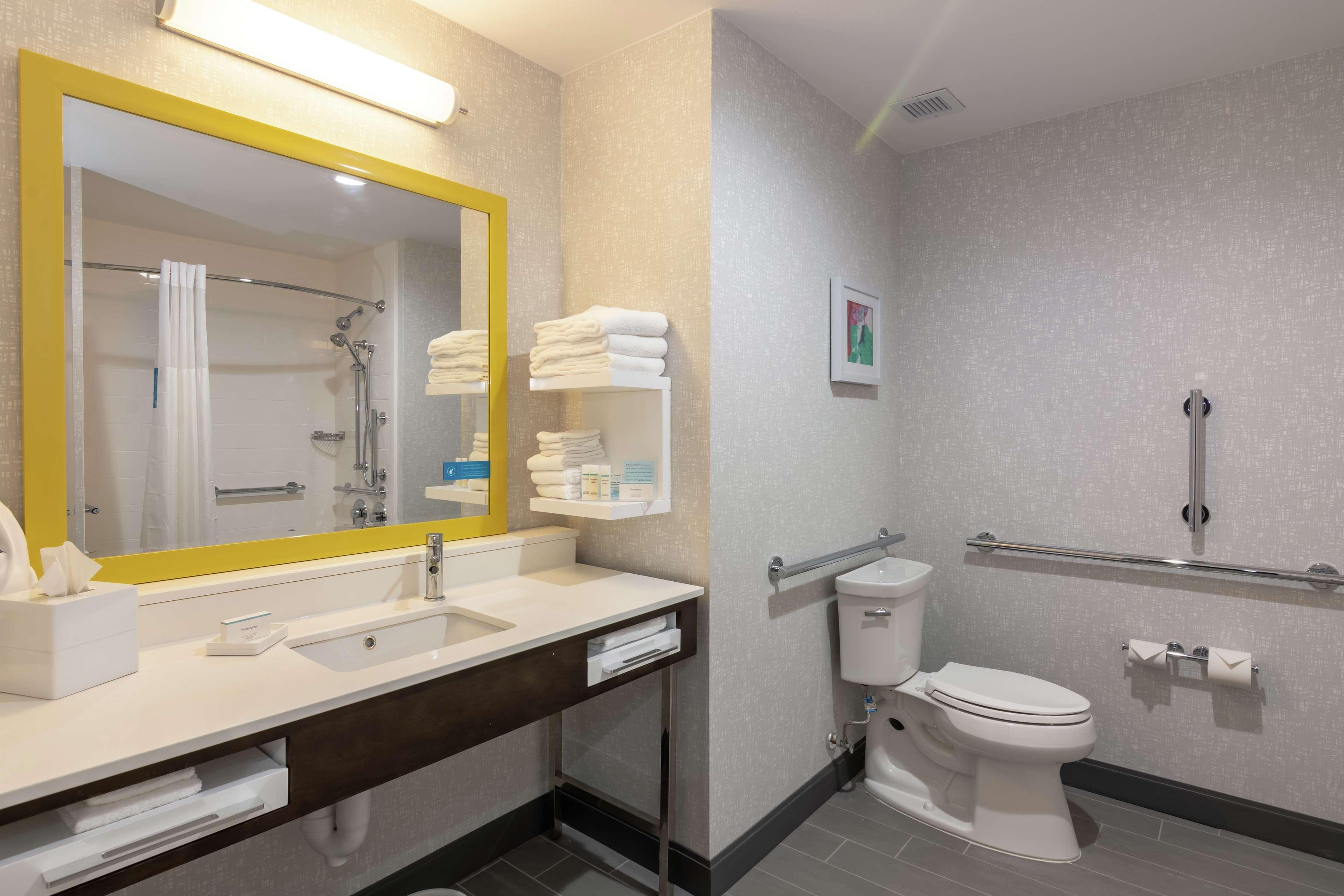 Hampton Inn & Suites Dallas East Dış mekan fotoğraf